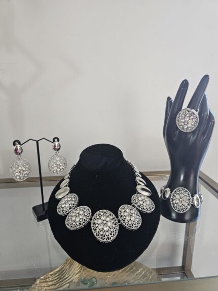 Luxe Harmonique Necklace Set